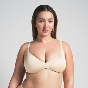 SKIMS Cream Bra